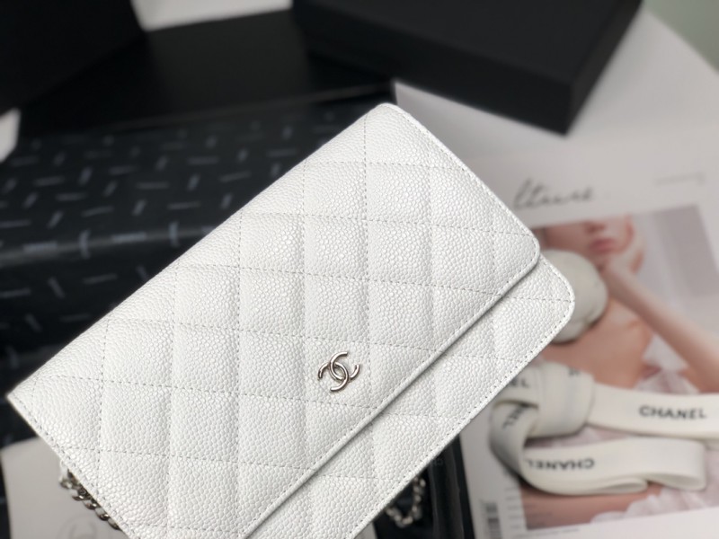 Chanel 002 2