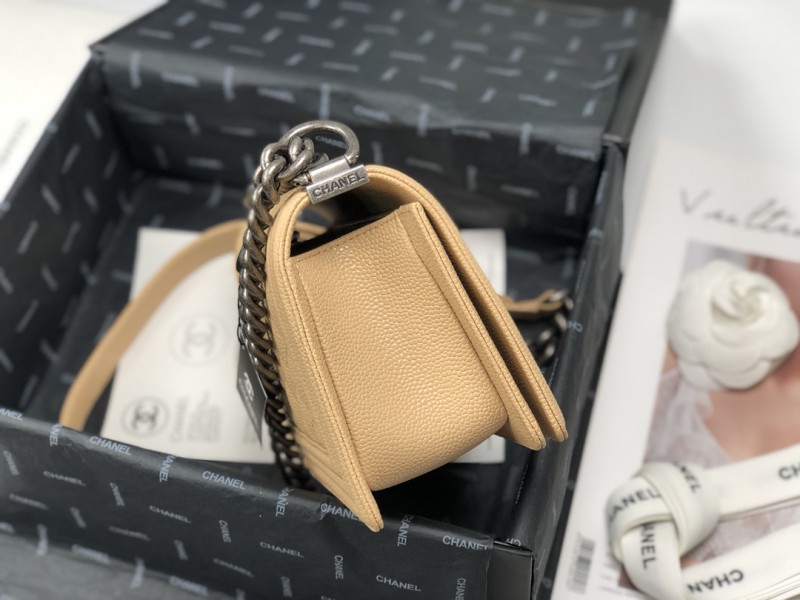 Chanel 017 2