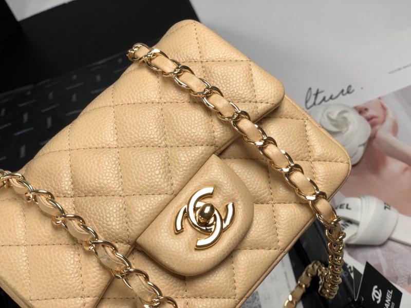 Chanel 040 2