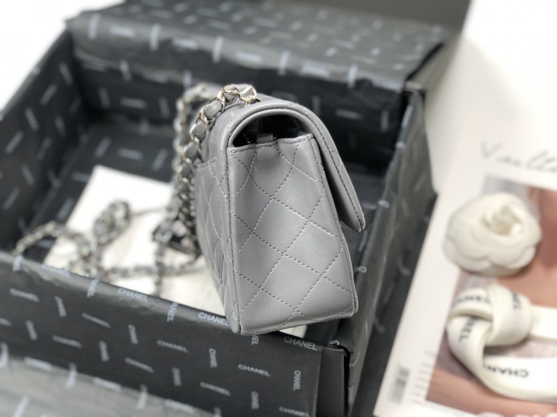 Chanel 047 2