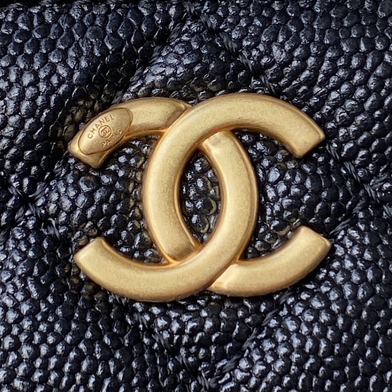 Chanel 183 2