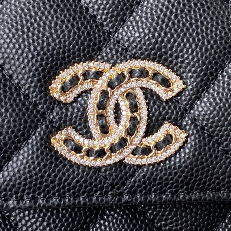 Chanel 195 2