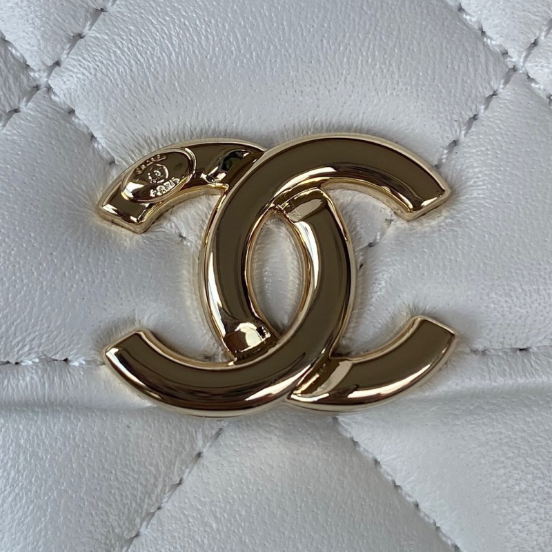 Chanel 219 2