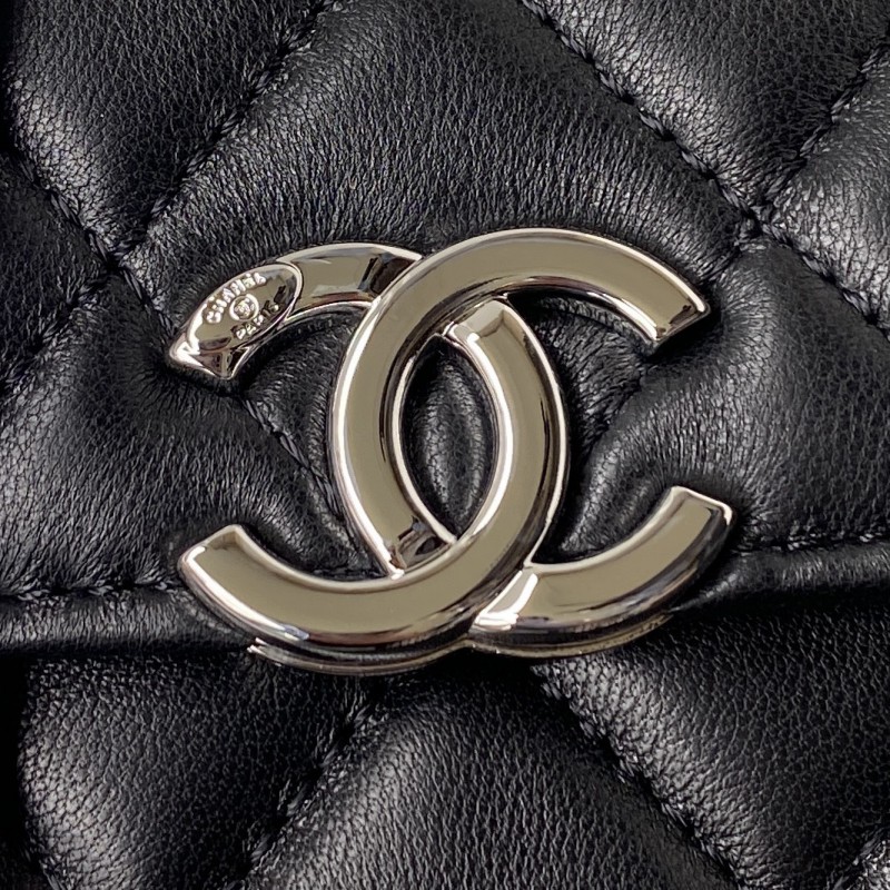 Chanel 235 2