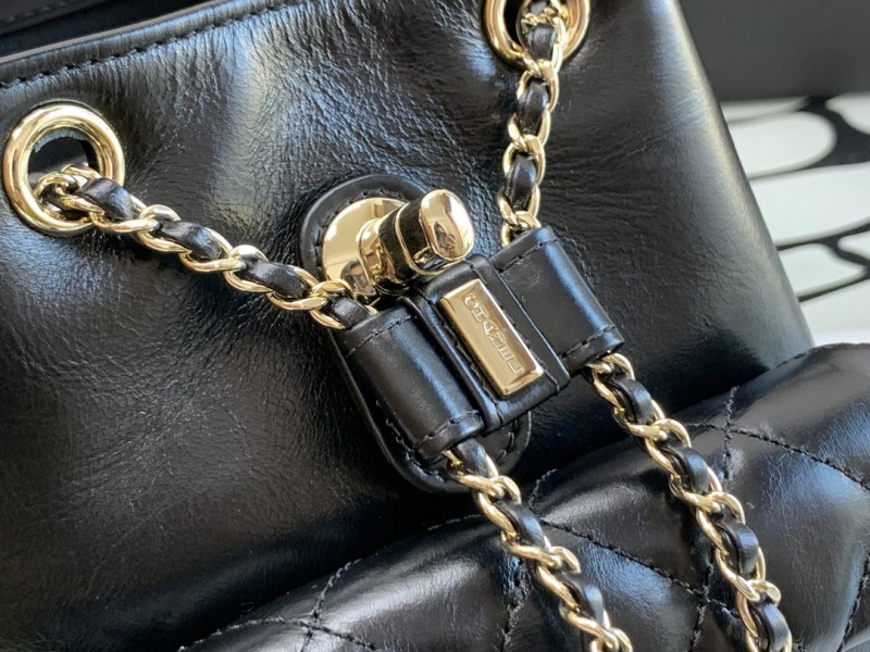 Chanel 239 2