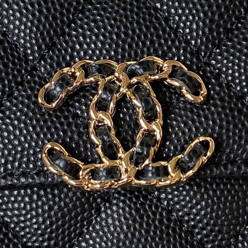 Chanel 246 2