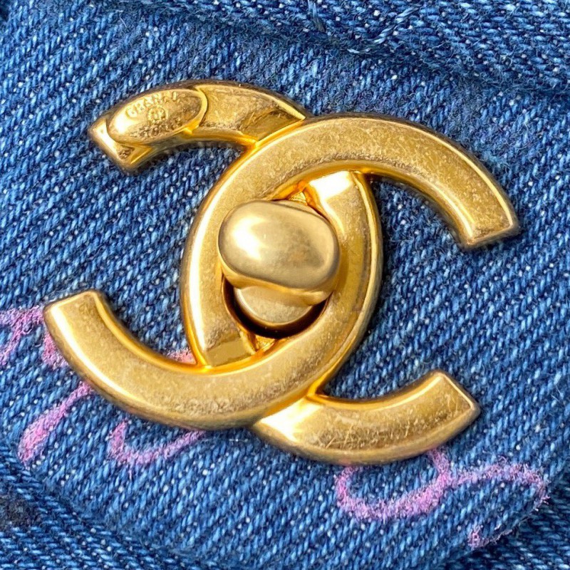 Chanel 300 2