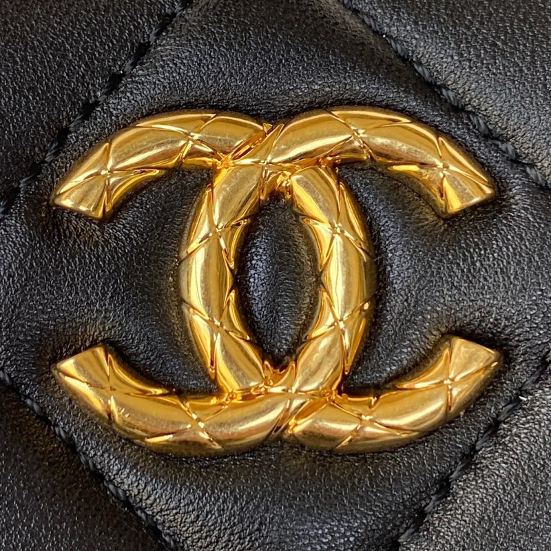 Chanel 358 2