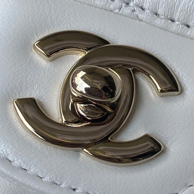 Chanel 389 2