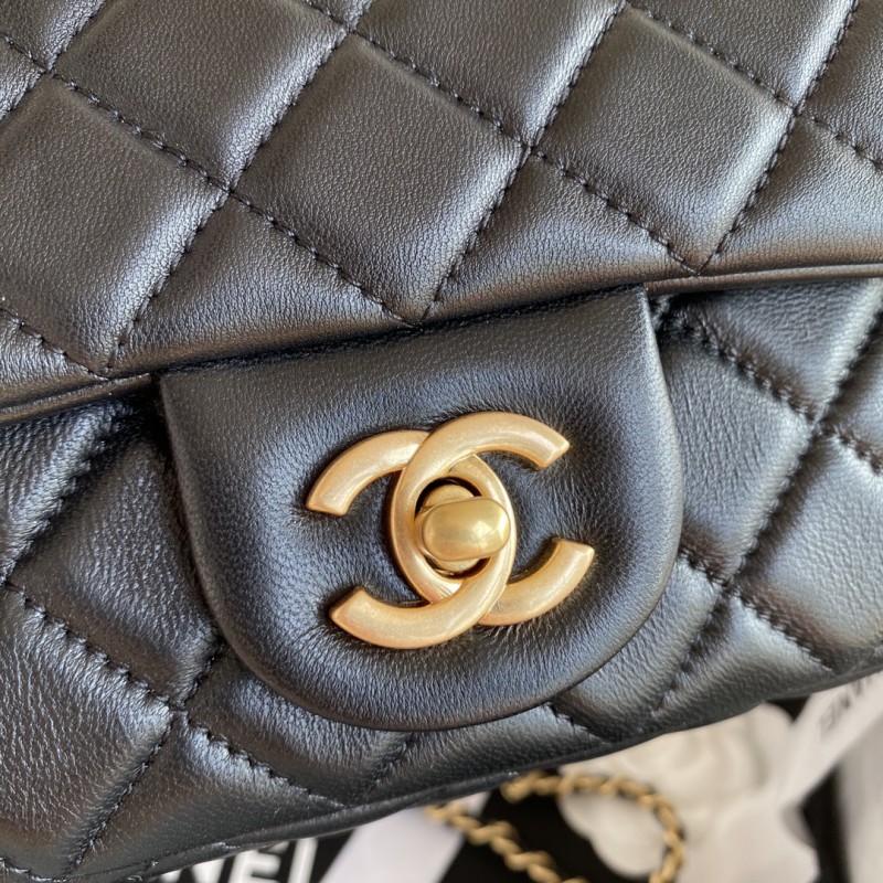Chanel 400 2