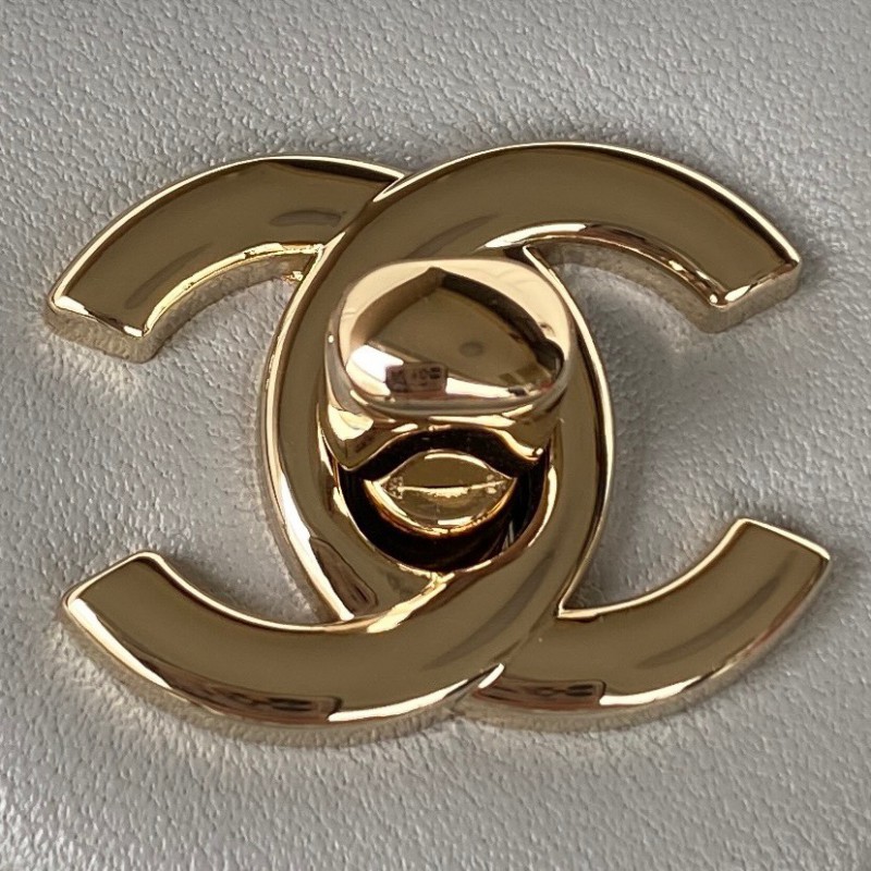 Chanel 413 2