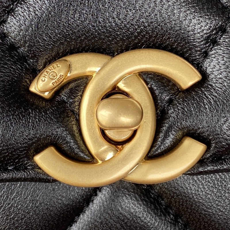 Chanel 565 2
