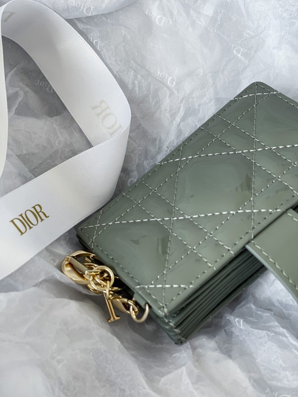Dior 024 3