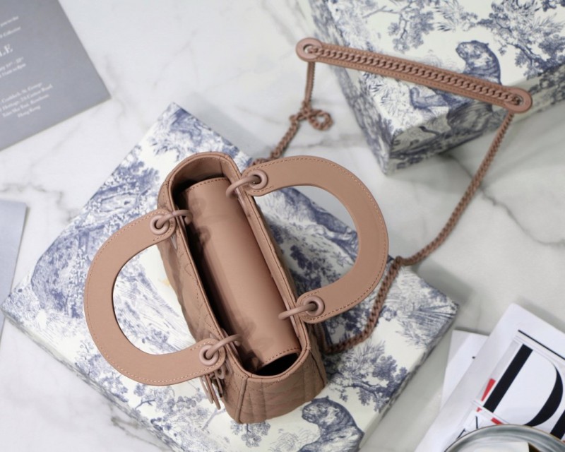 Dior 150 3