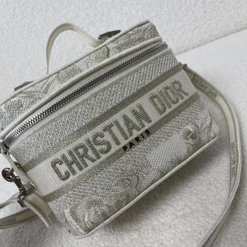 Dior 170 3