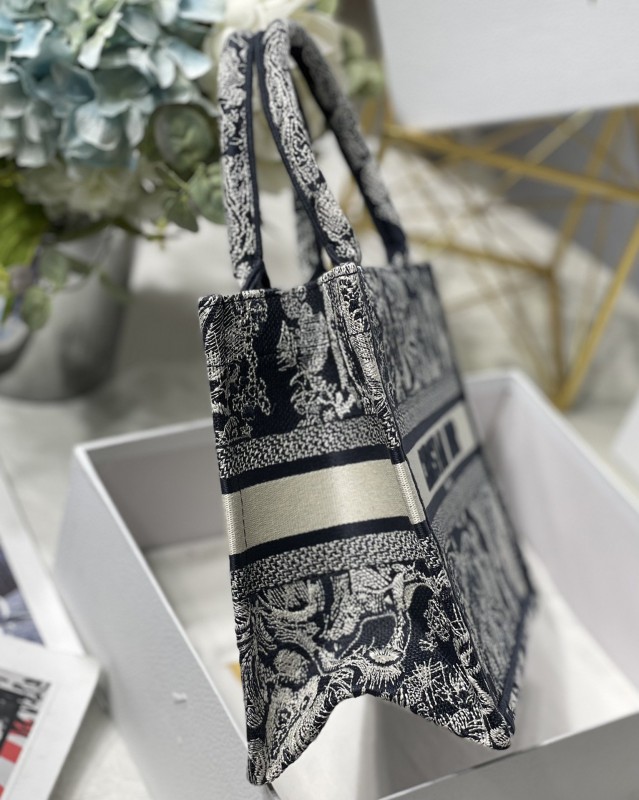 Dior 185 3