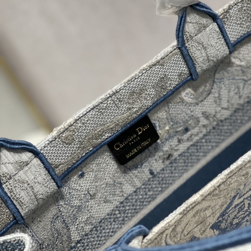 Dior 204 3