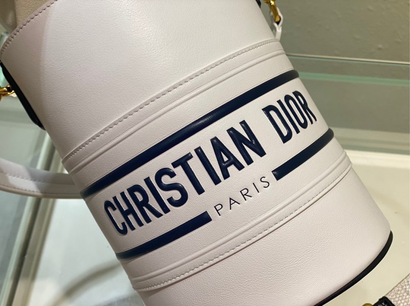 Dior 239 3