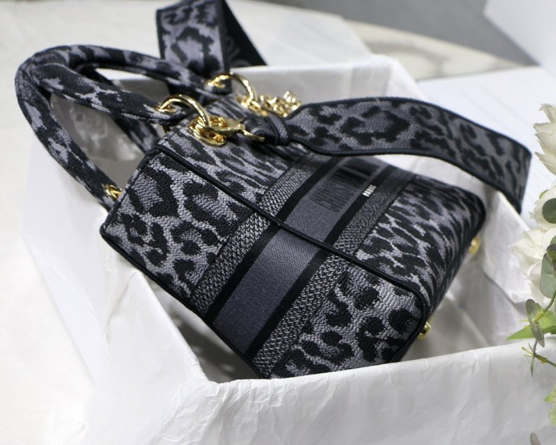Dior 264 3