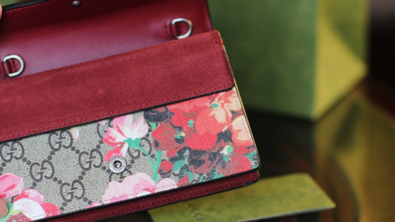 Gucci 056 3