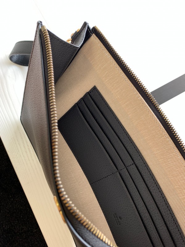 Gucci 066 3