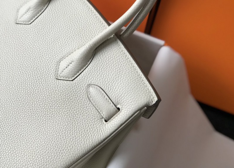 Hermes 049 3