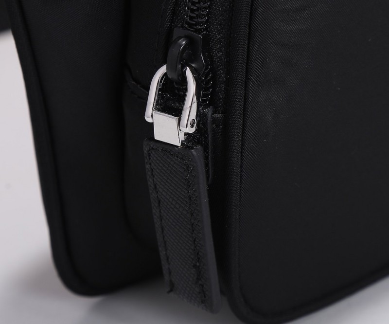 Prada 013 3