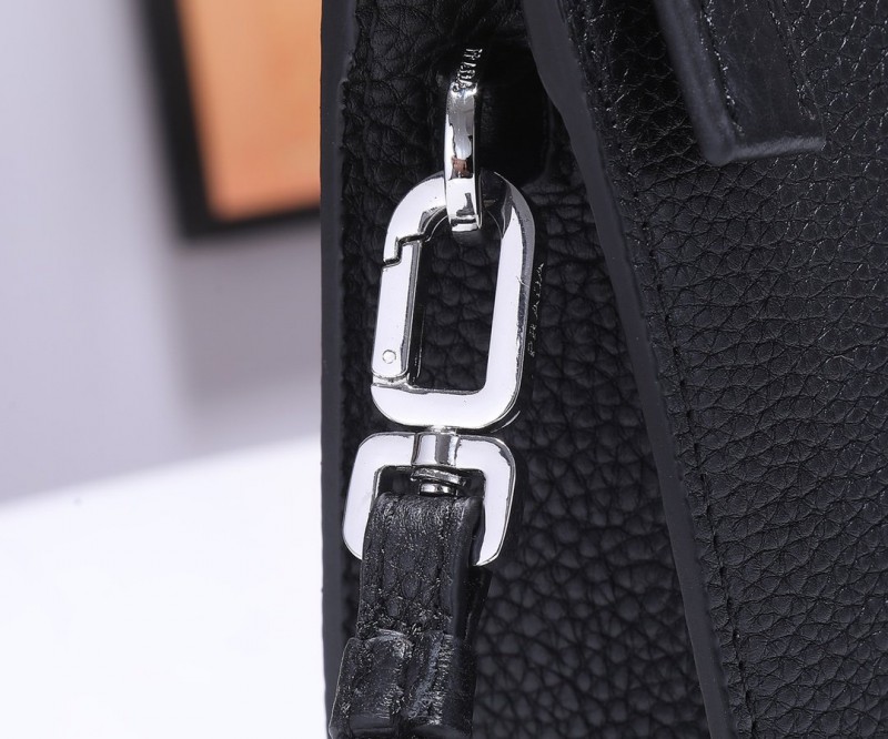 Prada 029 3