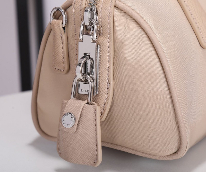 Prada 034 3