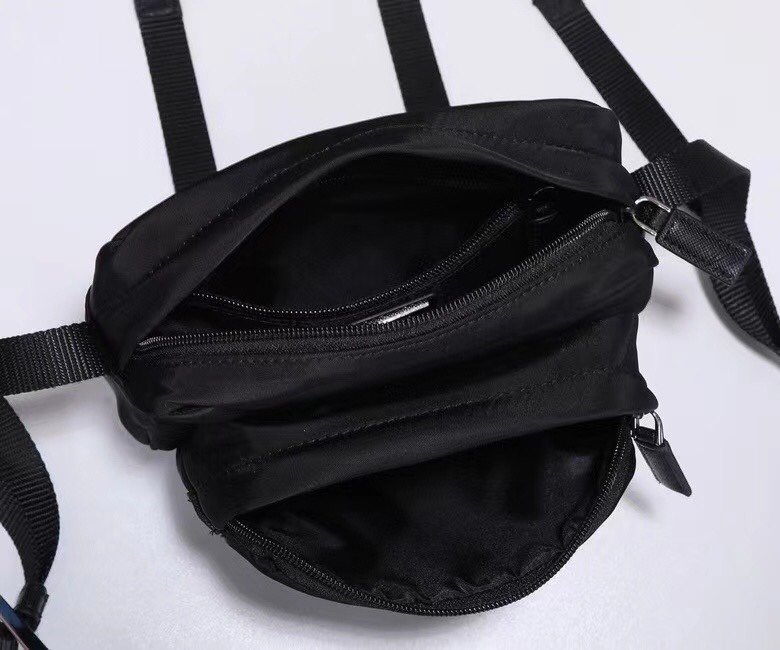 Prada 041 3