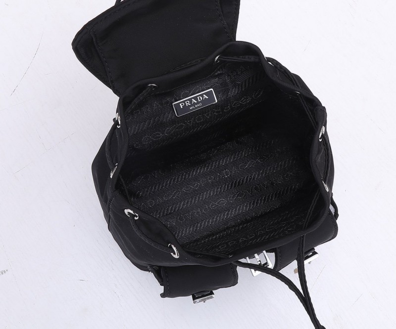 Prada 081 3