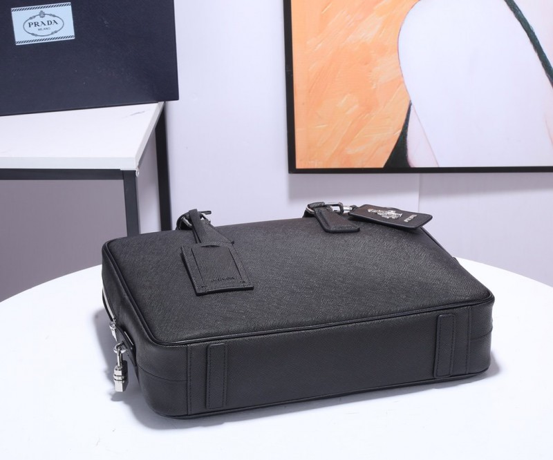 Prada 104 3