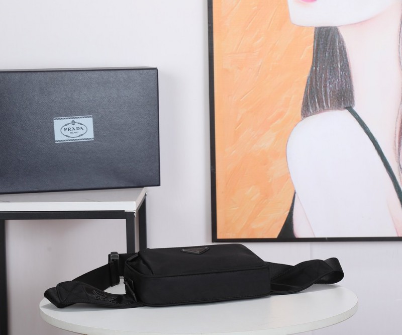 Prada 135 3