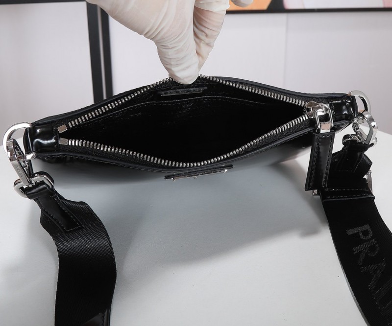 Prada 137 3