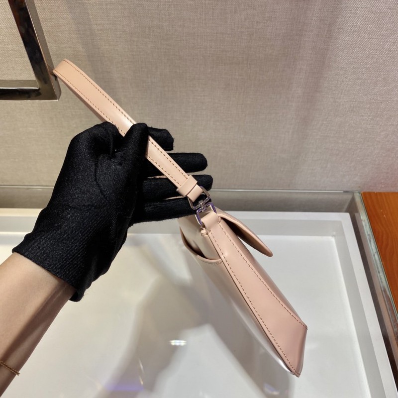 Prada 141 3