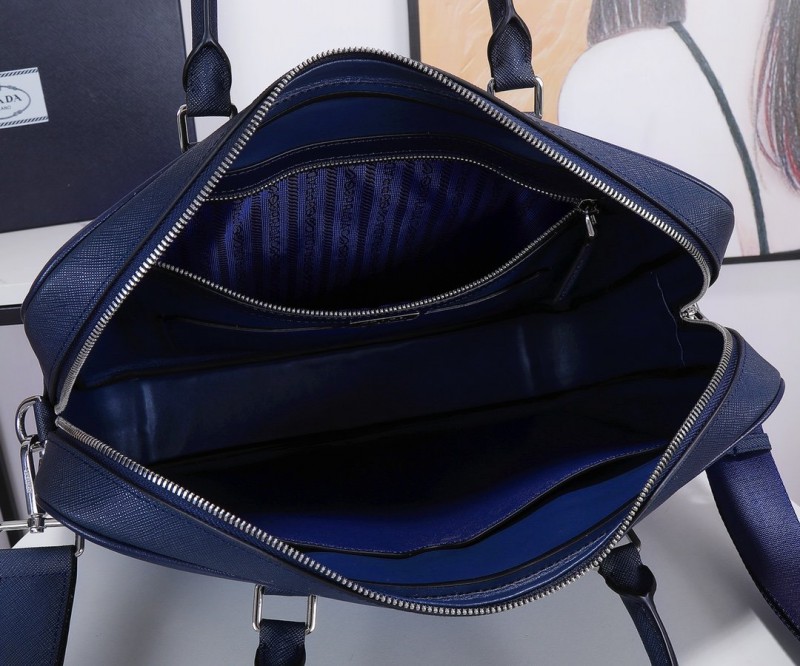 Prada 207 3