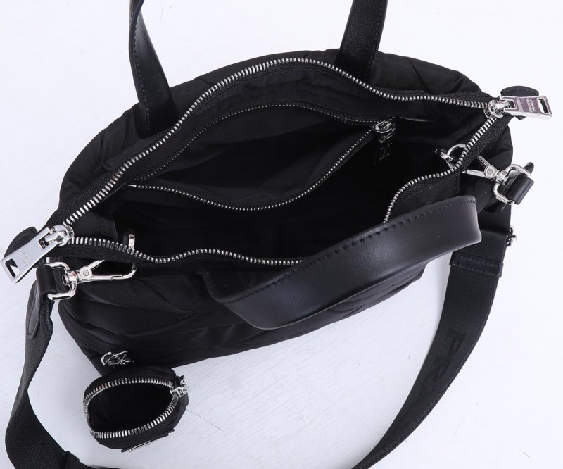 Prada 212 3