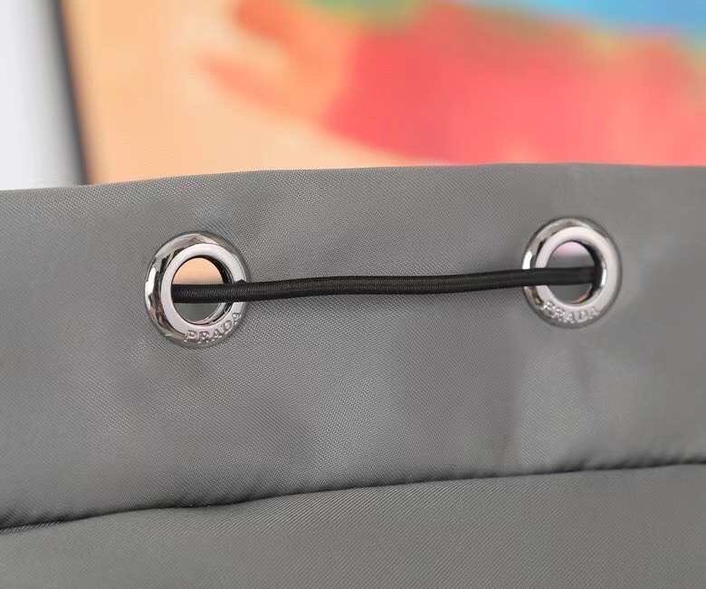Prada 221 3