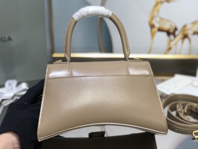 Balenciaga 101 3