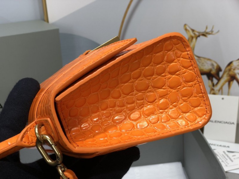 Balenciaga 114 3