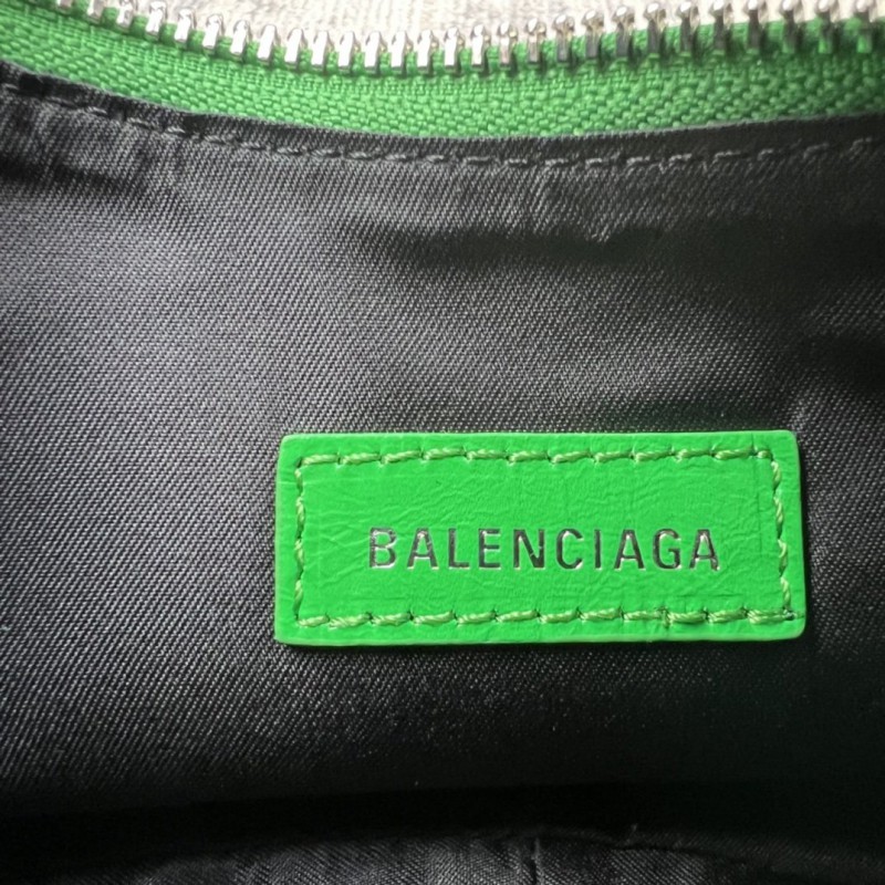Balenciaga 134 3