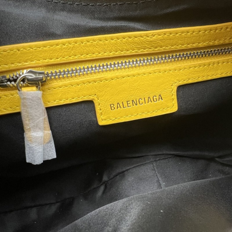 Balenciaga 145 3