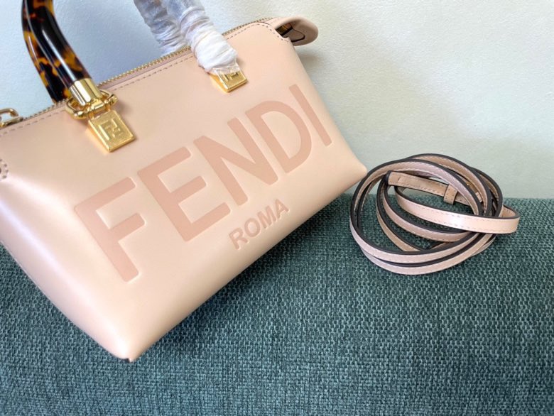 Fendi 002 3