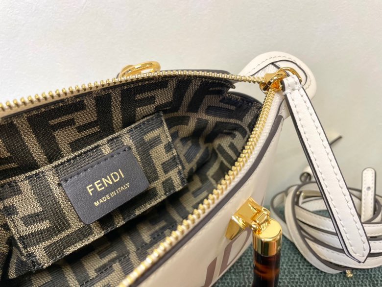 Fendi 037 3