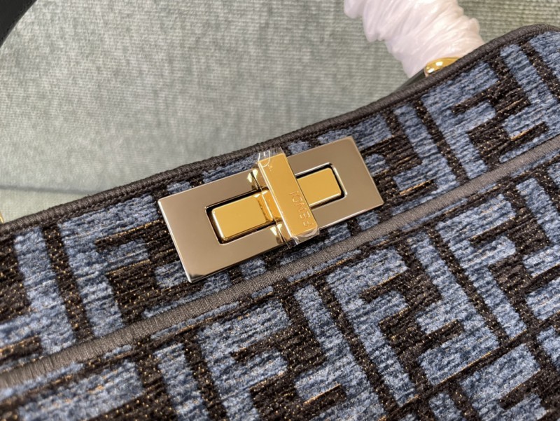 Fendi 064 3