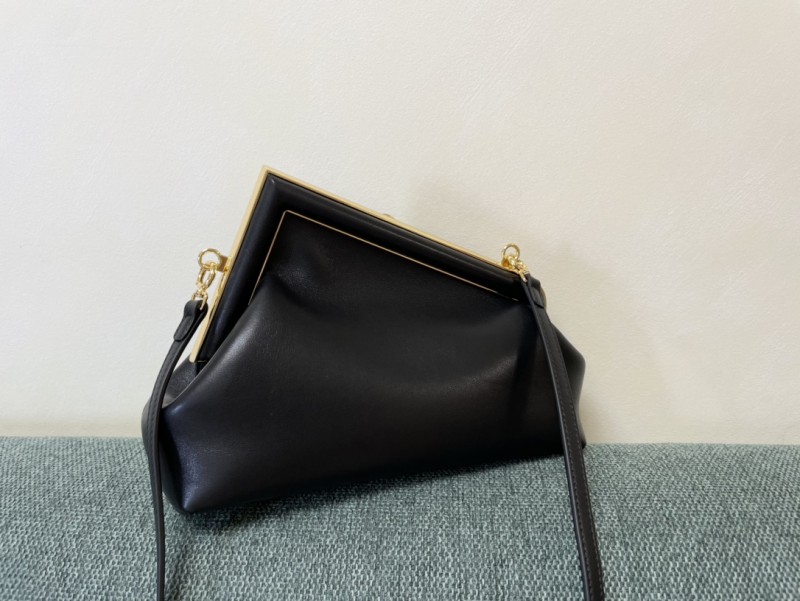 Fendi 075 3