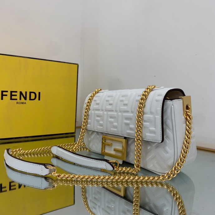 Fendi 126 3