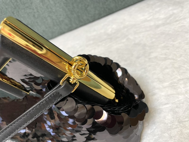 Fendi 133 3