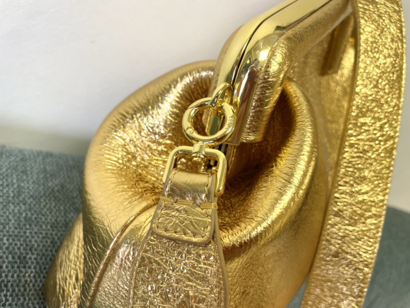 Fendi 143 3