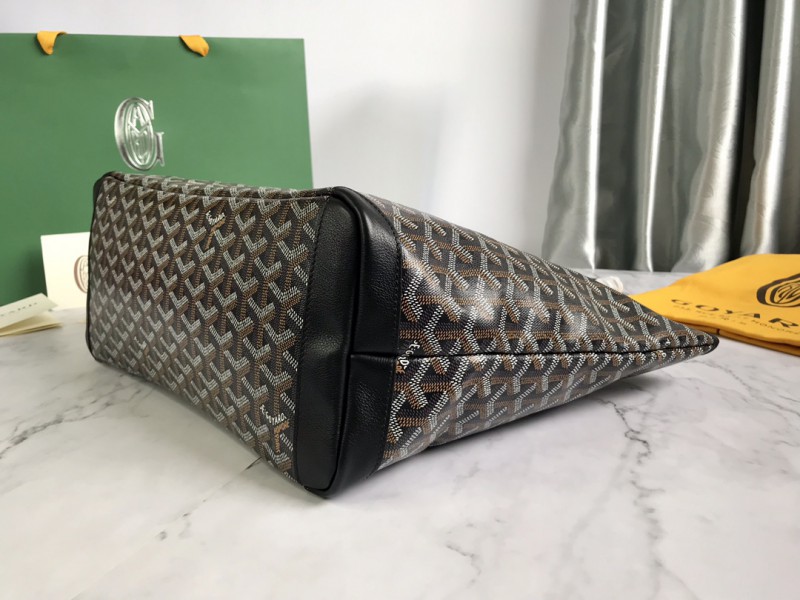 Goyard 106 3